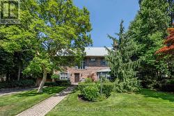 287 RUSSELL HILL ROAD Toronto, ON M4V 2T5