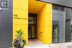 902 - 45 BASEBALL PLACE Toronto, ON M4M 0H1