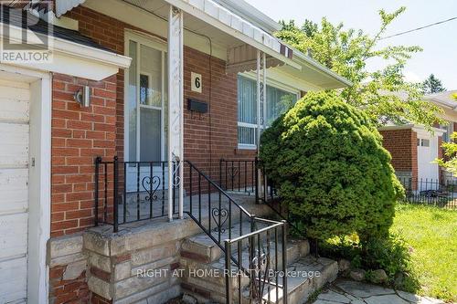 MAIN HOUSE - 6 BELLVARE CRESCENT , Toronto, Ontario M1R 2M9