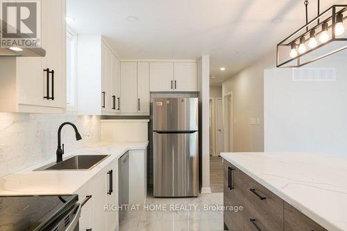 MAIN HOUSE - 6 BELLVARE CRESCENT , Toronto, Ontario M1R 2M9 2