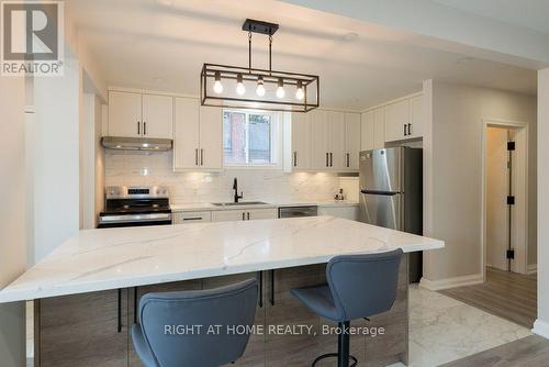 MAIN HOUSE - 6 BELLVARE CRESCENT , Toronto, Ontario M1R 2M9 4