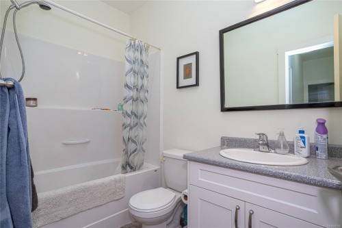 4005 Rowe Rd, Duncan, BC 