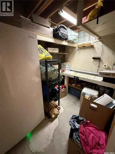 1141 Hartney Avenue, Weyburn, SK - Indoor