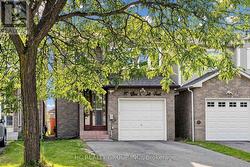 14 BECCA HALL TRAIL Toronto, ON M1V 2T8
