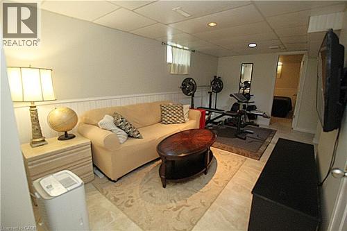 35 Garden Crescent, Hamilton, ON - Indoor