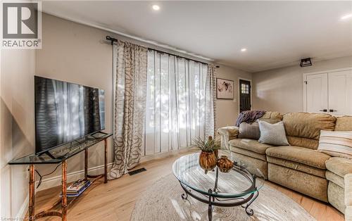 32 COLBORNE Street Unit# A , Elora, Ontario N0B 1S0 5