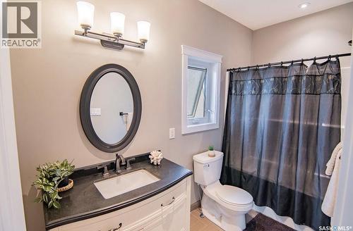16 Hadley Road, Prince Albert, SK 