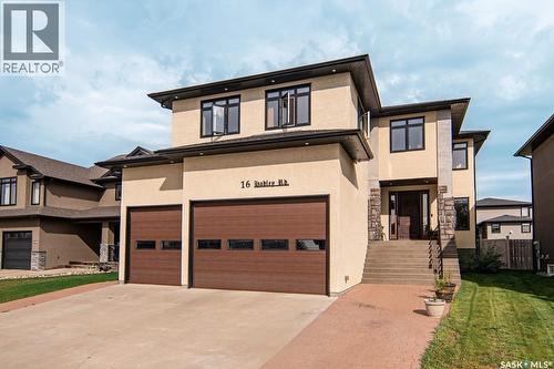 16 Hadley Road, Prince Albert, SK 