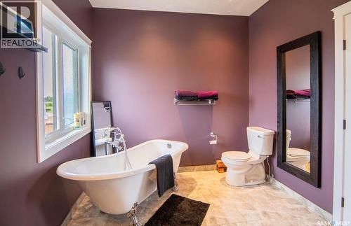 16 Hadley Road, Prince Albert, SK 