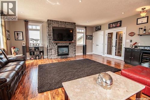 16 Hadley Road, Prince Albert, SK 