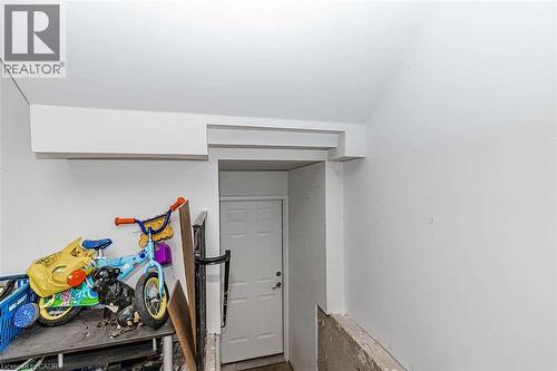 47 Queensway Drive, Strathroy, ON - Indoor Photo Showing Other Room