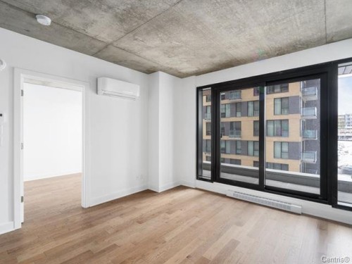Vue d'ensemble - 814-170 Rue Rioux, Montréal (Le Sud-Ouest), QC - Indoor Photo Showing Other Room
