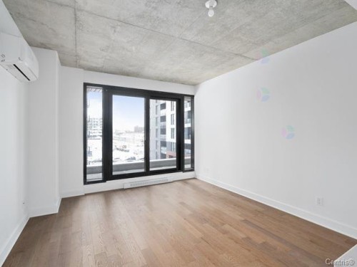 Vue d'ensemble - 814-170 Rue Rioux, Montréal (Le Sud-Ouest), QC - Indoor Photo Showing Other Room