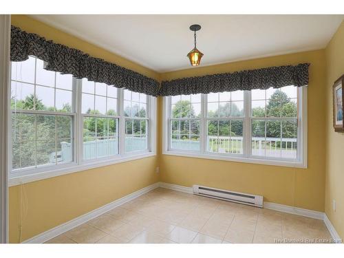 18 Garrison Dr, Rothesay, NB 