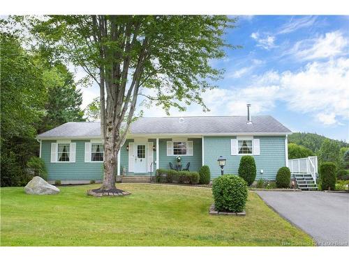 18 Garrison Dr, Rothesay, NB 