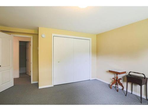 18 Garrison Dr, Rothesay, NB 