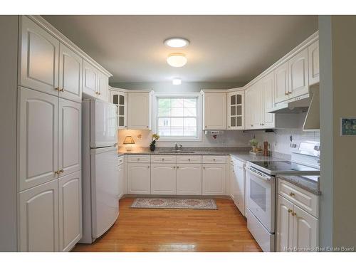 18 Garrison Dr, Rothesay, NB 