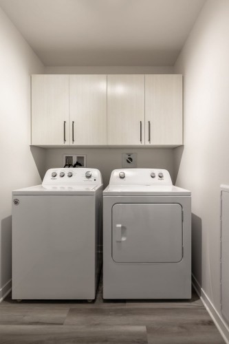 Salle de lavage - 304-300 Rue Du Grenoble, Lachute, QC - Indoor Photo Showing Laundry Room