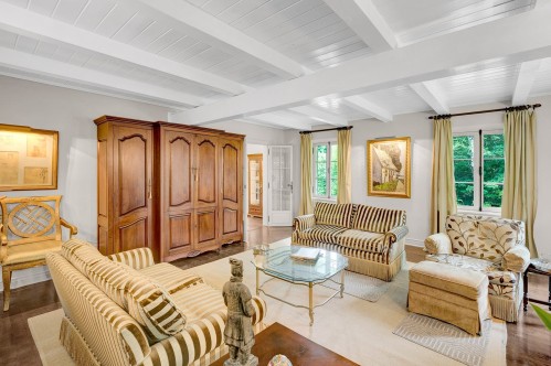 Salon - 330 Ch. Des Neiges, Piedmont, QC - Indoor Photo Showing Living Room