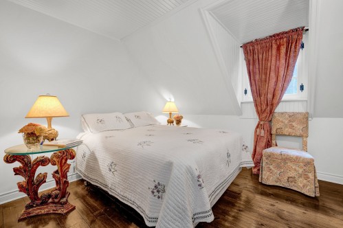 Chambre à coucher - 330 Ch. Des Neiges, Piedmont, QC - Indoor Photo Showing Bedroom