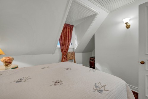 Chambre à coucher - 330 Ch. Des Neiges, Piedmont, QC - Indoor Photo Showing Bedroom