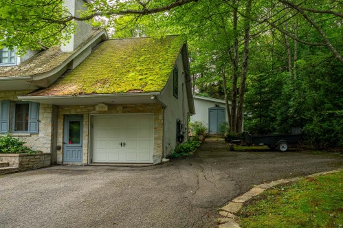 Garage - 330 Ch. Des Neiges, Piedmont, QC - Outdoor