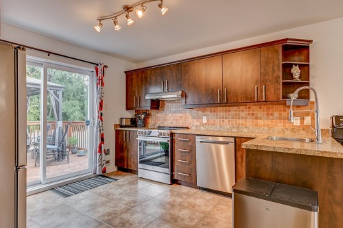 Cuisine - 1805 Rue Albani, Saint-Jérôme, QC - Indoor Photo Showing Kitchen With Double Sink