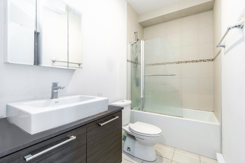 Bathroom - 403-1208 Rue Du Fort, Montréal (Ville-Marie), QC - Indoor Photo Showing Bathroom