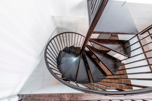 Staircase - 403-1208 Rue Du Fort, Montréal (Ville-Marie), QC - Indoor Photo Showing Other Room