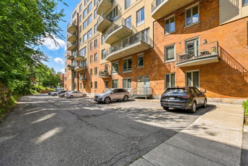 Stationnement - 409-30 Ch. Bates, Montréal (Outremont), QC - Outdoor