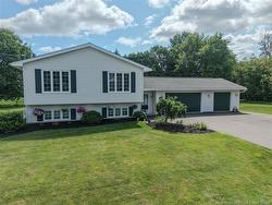 11 Clover CRT  Sussex, NB E4E 2L8