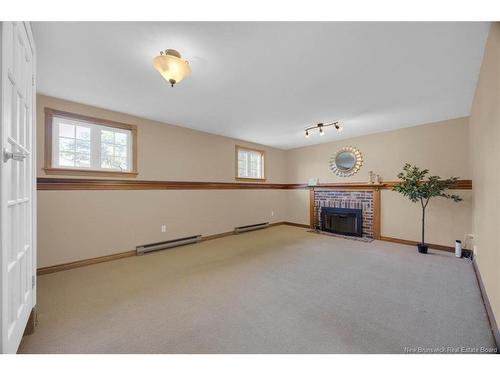 6 Aries Crt, Rothesay, NB 