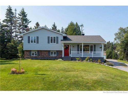 6 Aries Crt, Rothesay, NB 