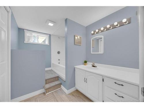 6 Aries Crt, Rothesay, NB 