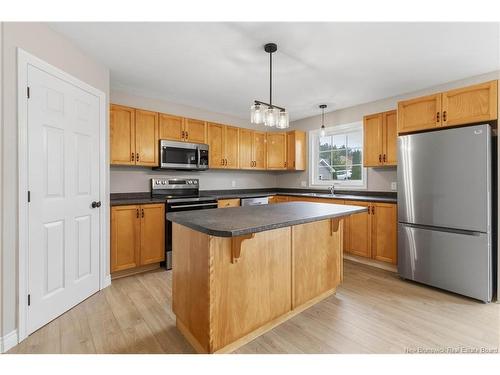 973 Mapleton Rd, Moncton, NB 