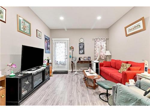 214 Main St, Minto, NB 