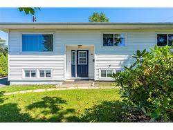 50 Glengarry DR  Saint John, NB E2J 2Y5