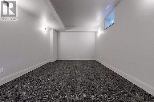 32 Cossar Avenue, Aurora, ON - Indoor Photo Showing Other Room