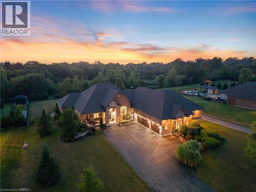 13 WINGROVE WOODS  Brantford, ON N3T 0M1