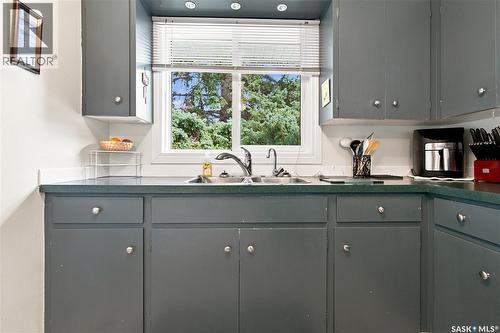 448 Robinson Street, Regina, SK - Indoor Photo Showing Kitchen With Double Sink