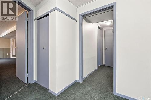 448 Robinson Street, Regina, SK - Indoor Photo Showing Other Room
