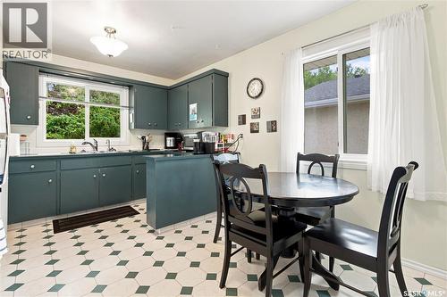 448 Robinson Street, Regina, SK - Indoor Photo Showing Dining Room