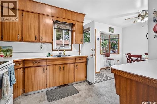 919 Holdsworth Crescent, Moose Jaw, SK - Indoor Photo Showing Kitchen With Double Sink