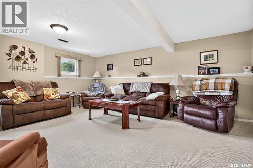 919 Holdsworth Crescent, Moose Jaw, SK - Indoor Photo Showing Living Room