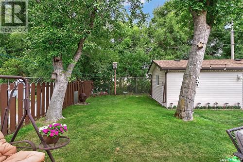 919 Holdsworth Crescent, Moose Jaw, SK - Outdoor