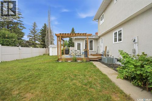 242 Auld Crescent, Saskatoon, SK - Outdoor