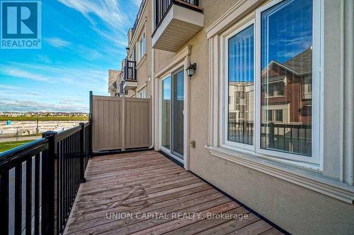 90 Cornell Centre Boulevard, Markham, ON - Outdoor With Balcony With Exterior