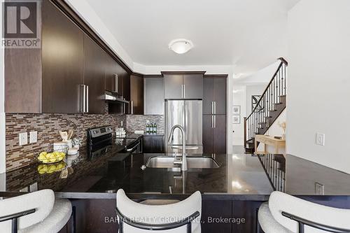 55 Cedar Lake Crescent E, Brampton, ON - Indoor Photo Showing Kitchen With Upgraded Kitchen