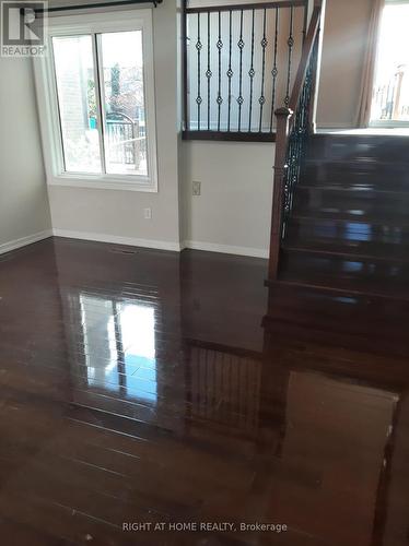 39 Hockley Path, Brampton, ON - Indoor Photo Showing Other Room