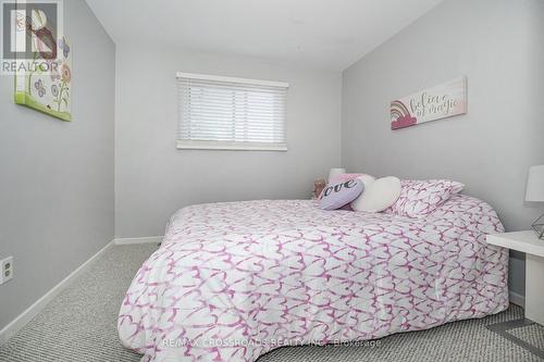 Bright & Airy - O/Looks Back Garden - 655 Dodsworth Crescent, Mississauga, ON - Indoor Photo Showing Bedroom